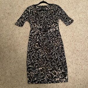 Women’s dress size small